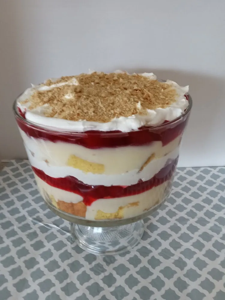 Strawberry Cheesecake Trifle